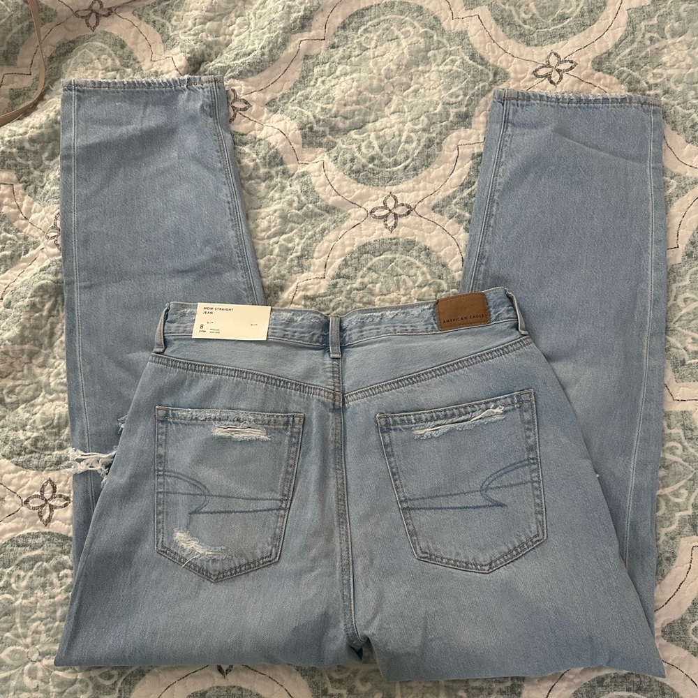 Mom straight Jean from AE - Picture 3 of 4